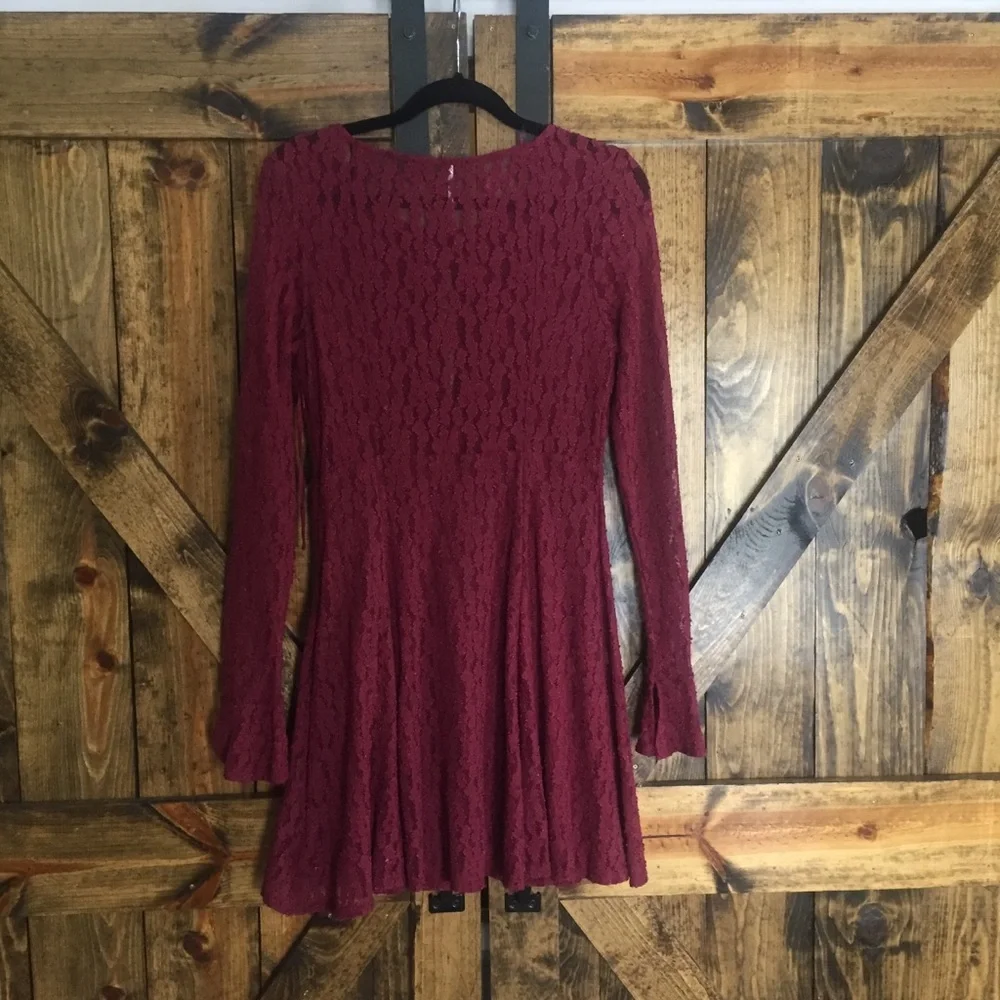 NWOT Free People maroon lace long sleeve dress!